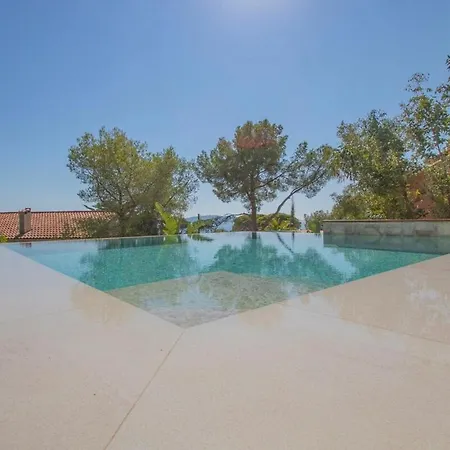 Apartment Vue Mer, Piscine, A Pieds Hyeres